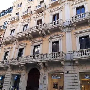 *** Отель Umberto House Италия